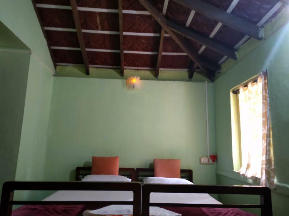 Woodside Homestay Wayanad Batheri Extérieur photo